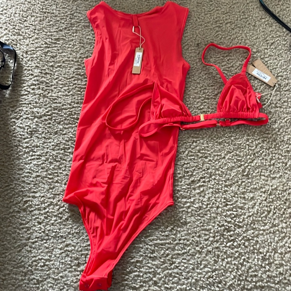 Sheer skims set